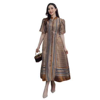 kudapy Midi dress, Thai silk, woven pattern, golden brown, Chinese collar, pleated sleeves, side slit, front slit, front buttons that can be unbuttoned, with a bow tied at the back, as per the model: Inspired by LnwShop.com