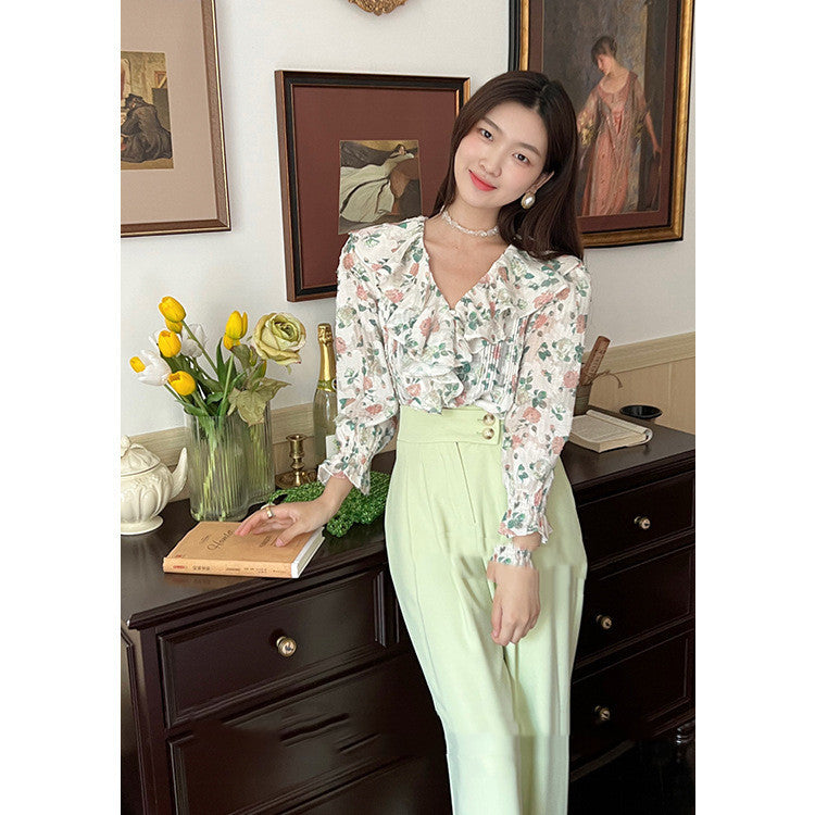 Small Floral Loose V-neck Lace Long-sleeved Short Chiffon Shirt