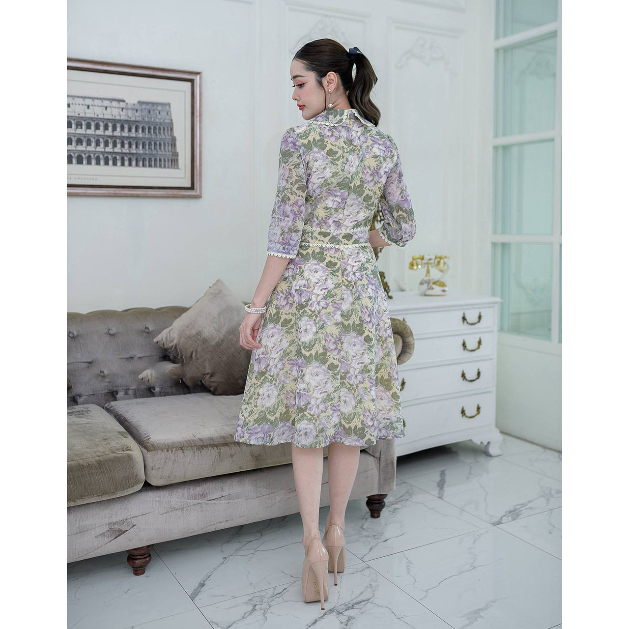 kudapy Mini dress beautiful and cool shirt with collar, chiffon fabric with floral pattern.