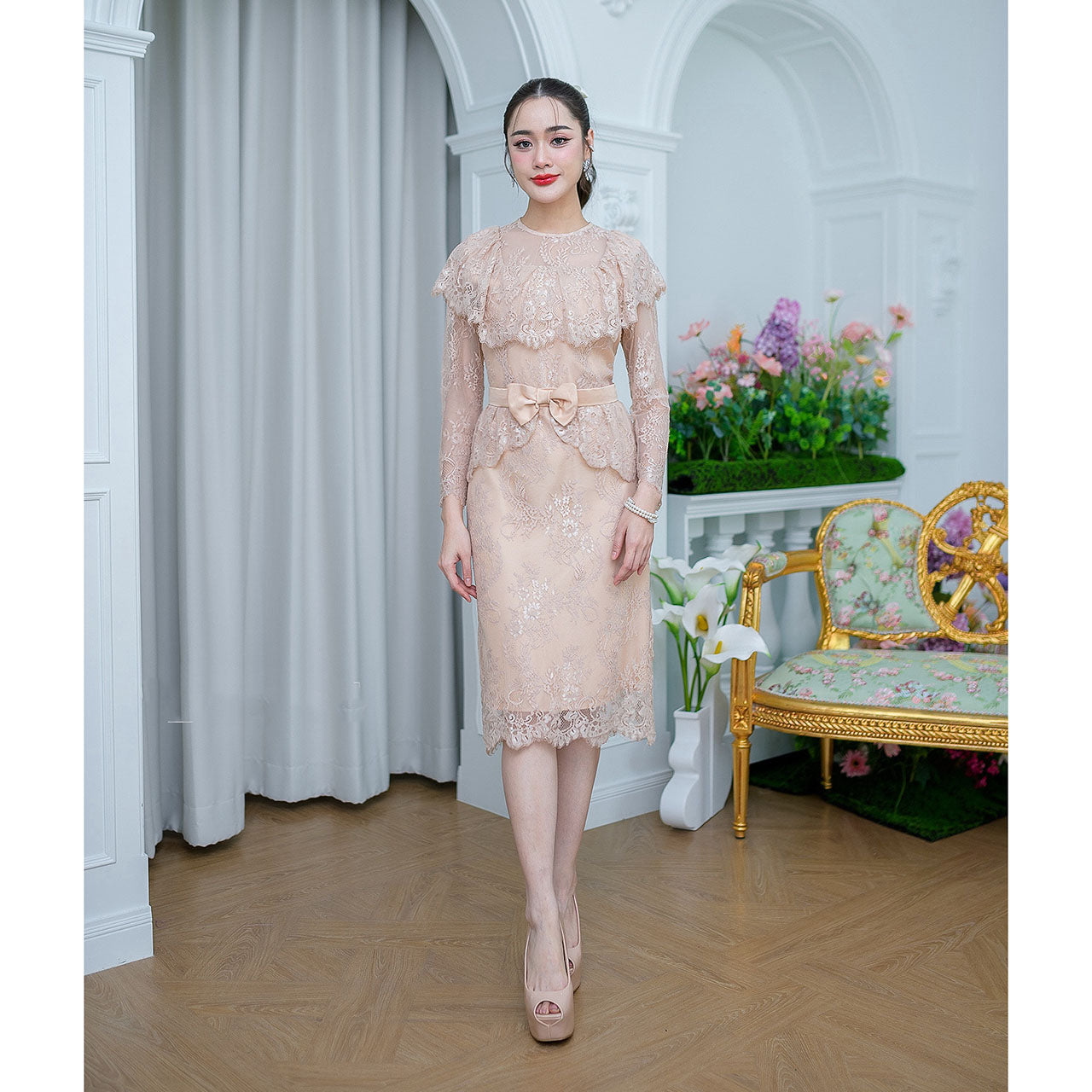 kudapy Mini dress lace fabric, soft lace, very beautiful and sweet design, shoulder-covering.