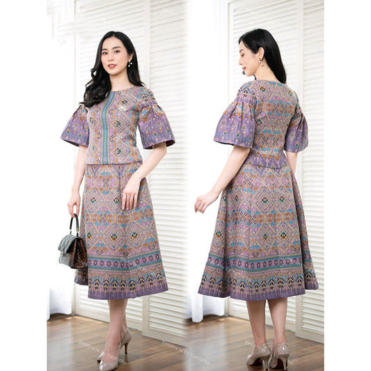 kudapy, set top & skirt of cotton fabrics woven with a modified pattern.