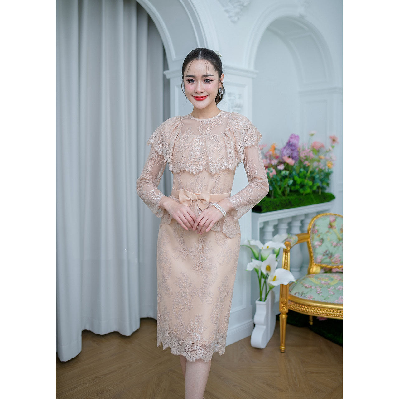 kudapy Mini dress lace fabric, soft lace, very beautiful and sweet design, shoulder-covering.